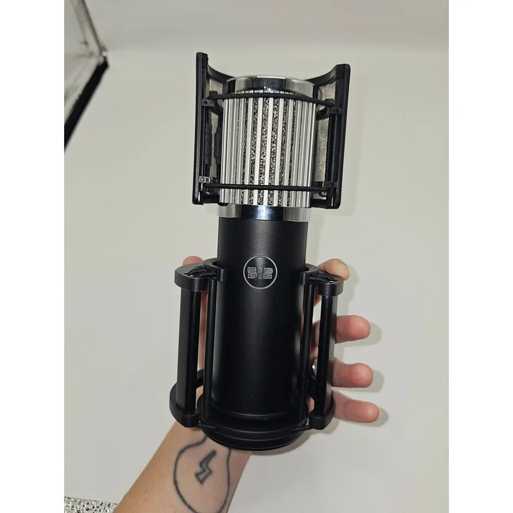 512 Audio Skylight Large-Diaphragm Condenser Microphone black